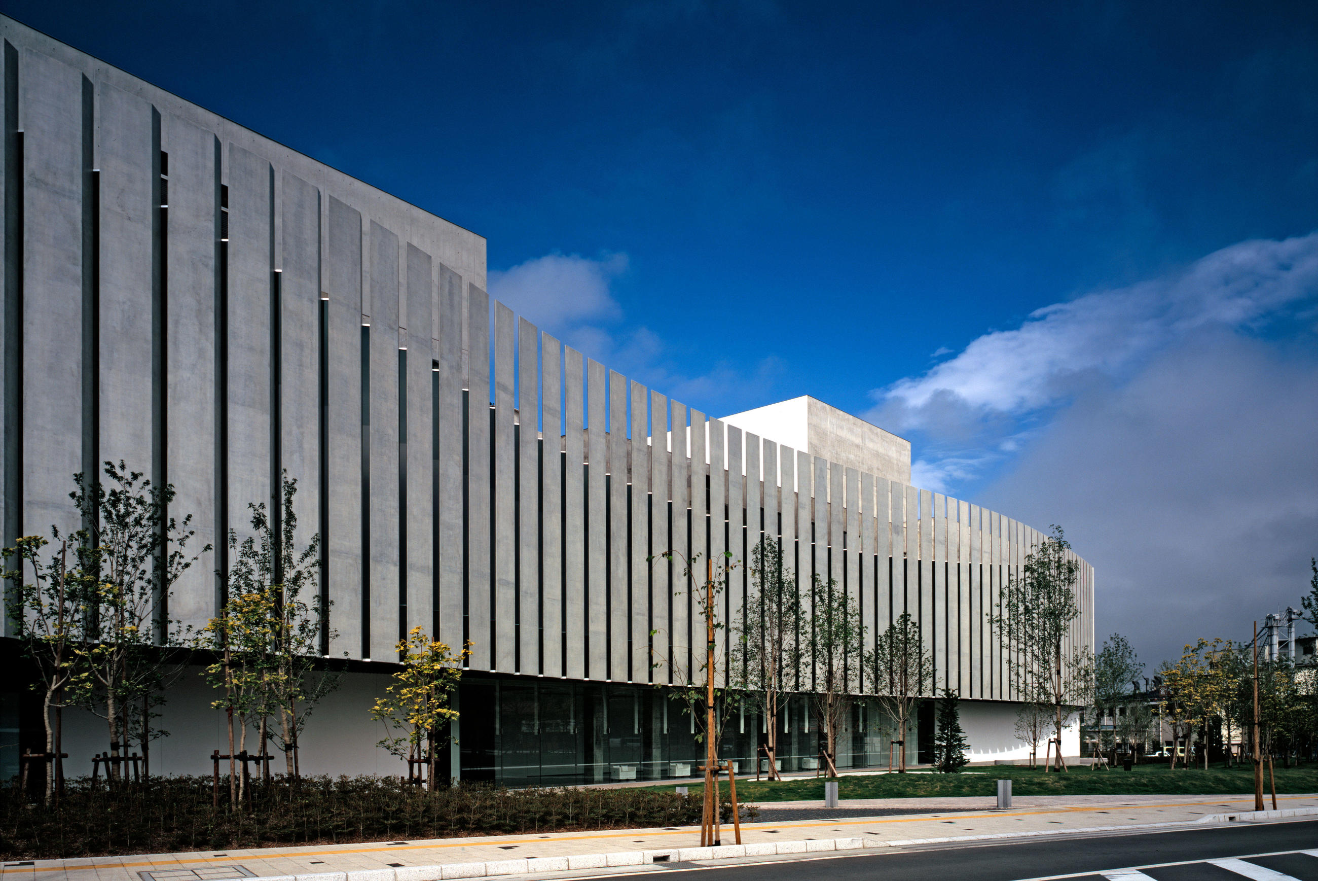 茅野市民館 NASCA